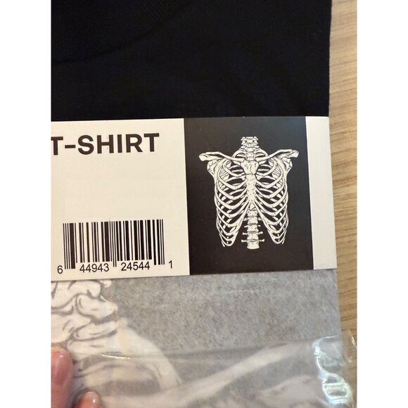 Halloween Skeleton T Shirt Size XXL Black White Ribcage Graphic Tee Costume - Picture 7 of 7